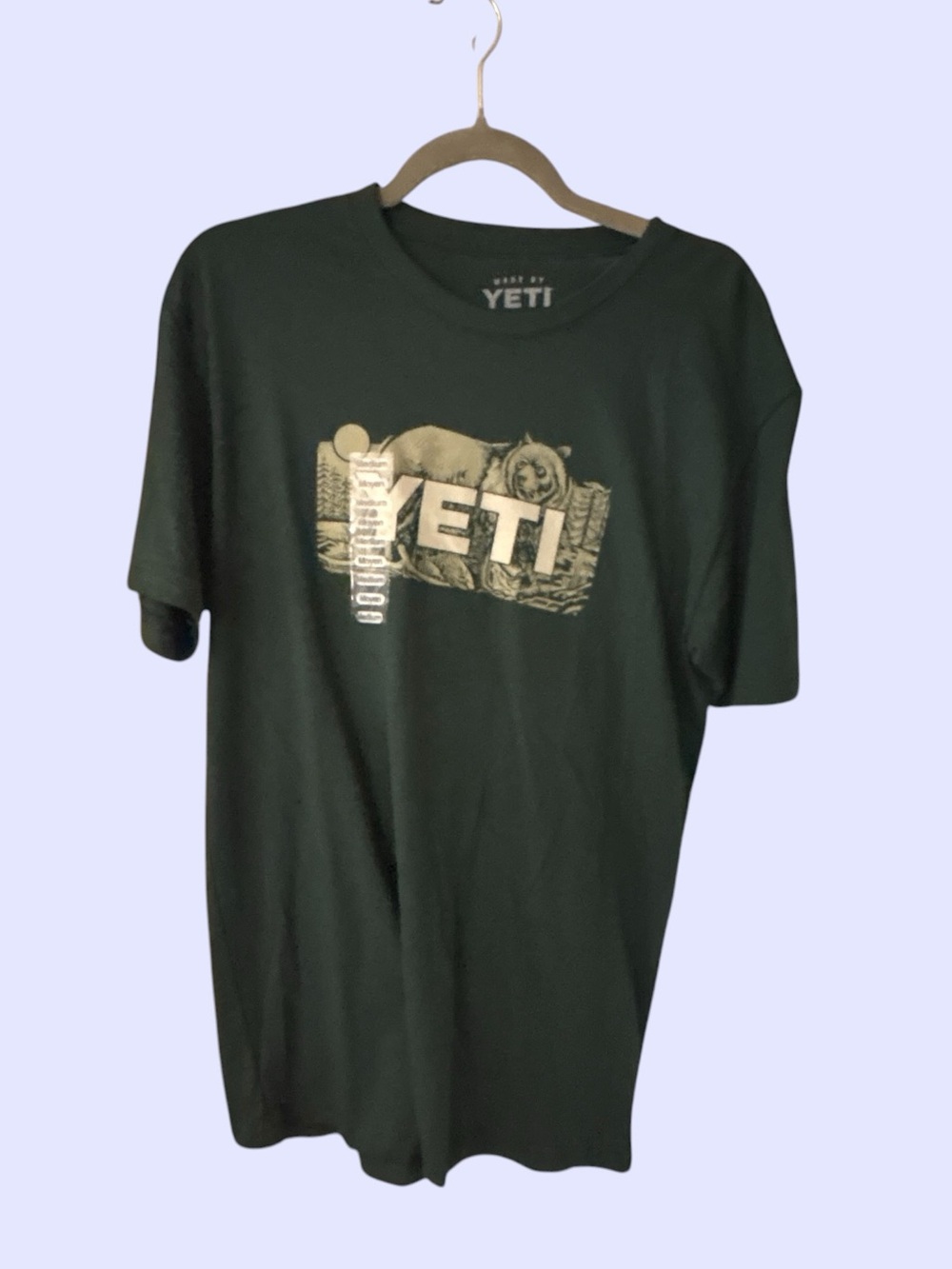 YETI green Graphic Logo T-Shirt - Casual bear Pet Style